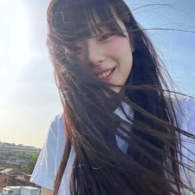 所以......和黑粉结婚了